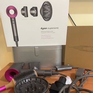 Dyson supersonic hair dryer